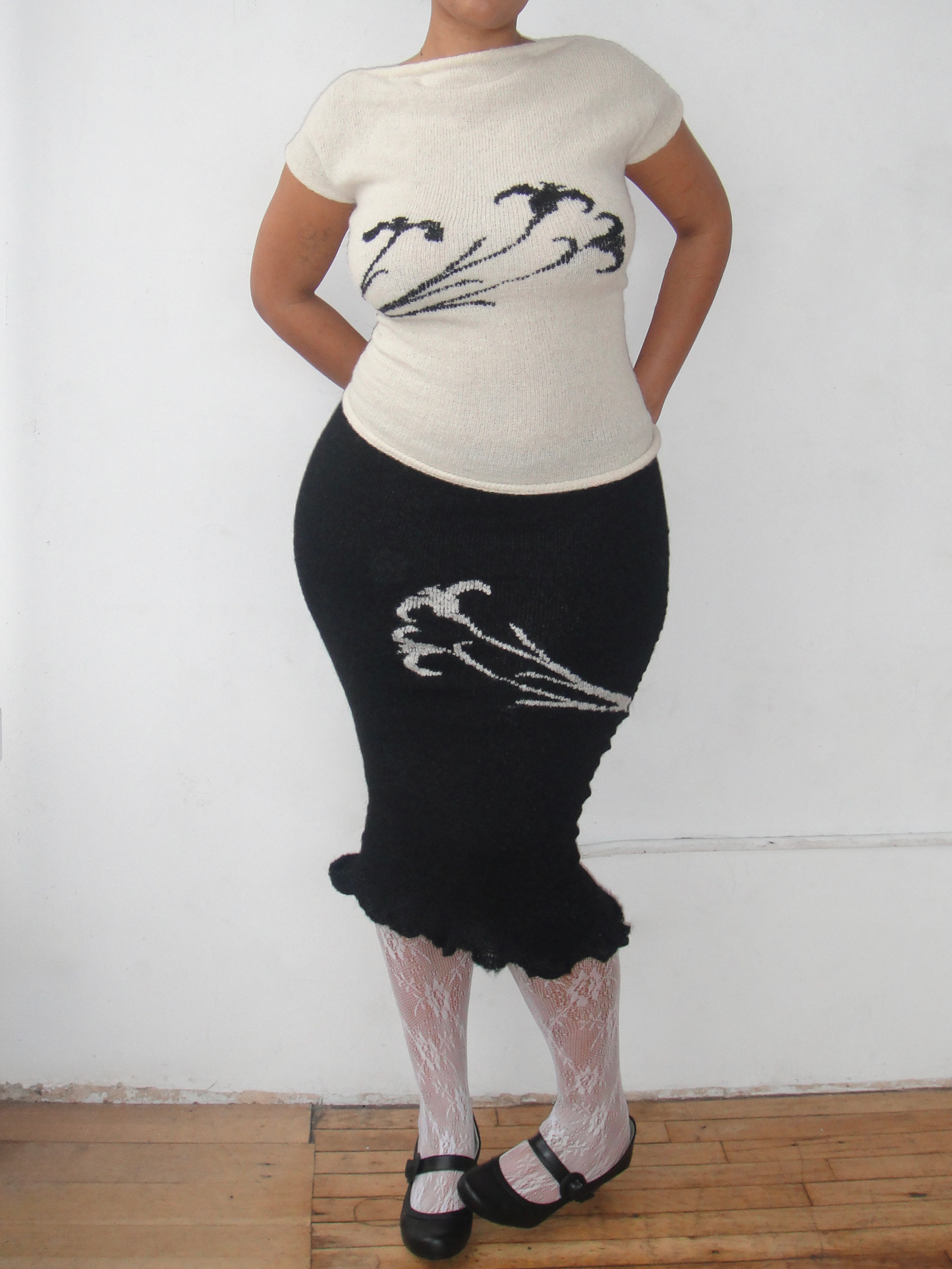 White & Black Set